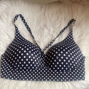 VS Lightly lined wireless plunge 34D